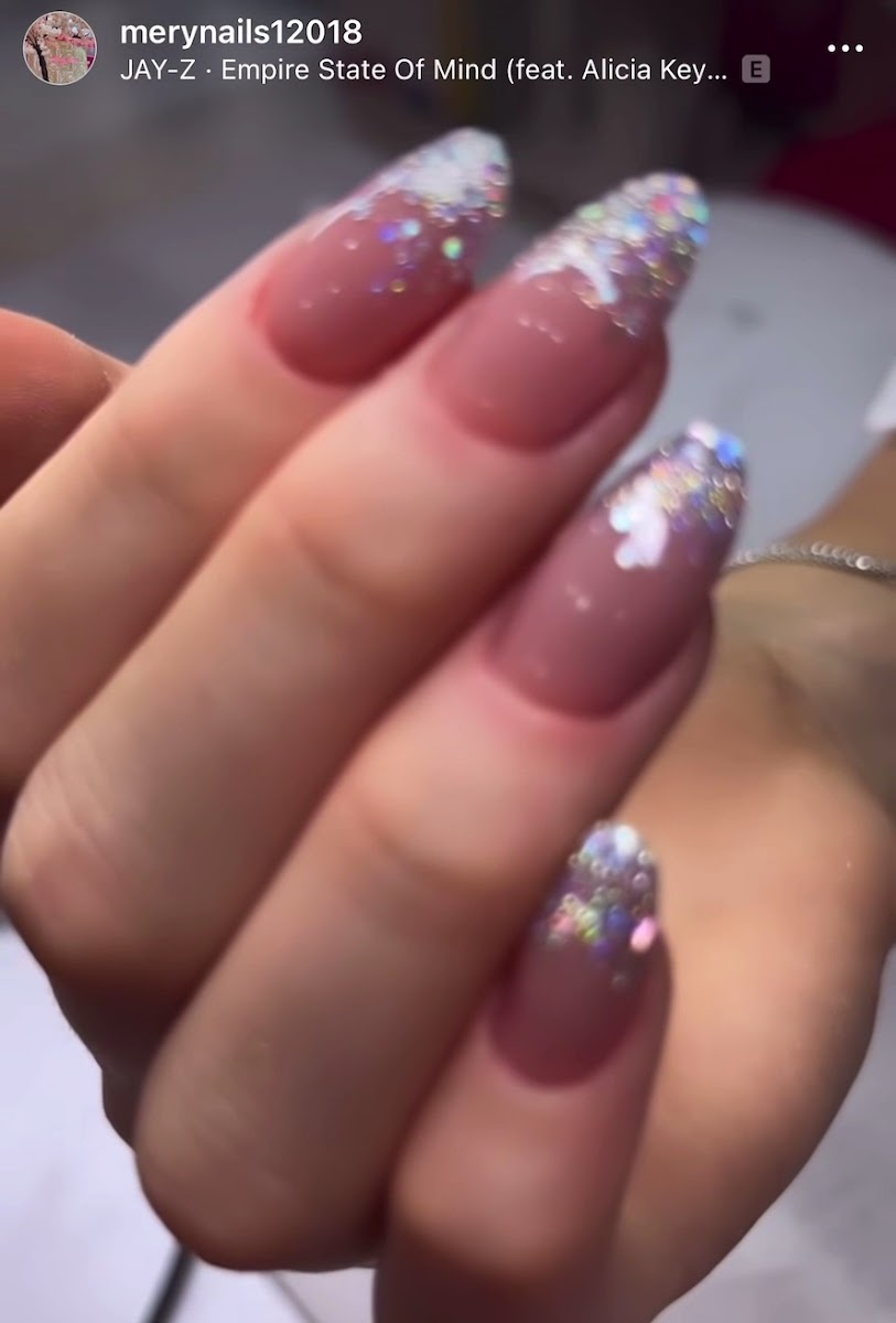 Unghie glitter realizzate da Mary Nails